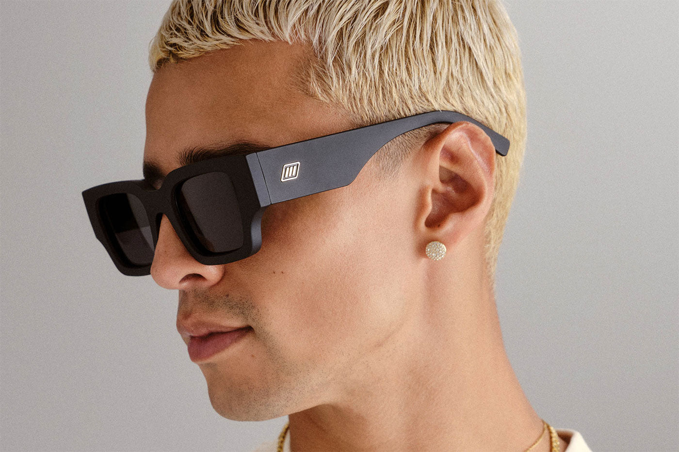 Le Specs Atlantis Sunglasses - Matte Black / Smoke Mono