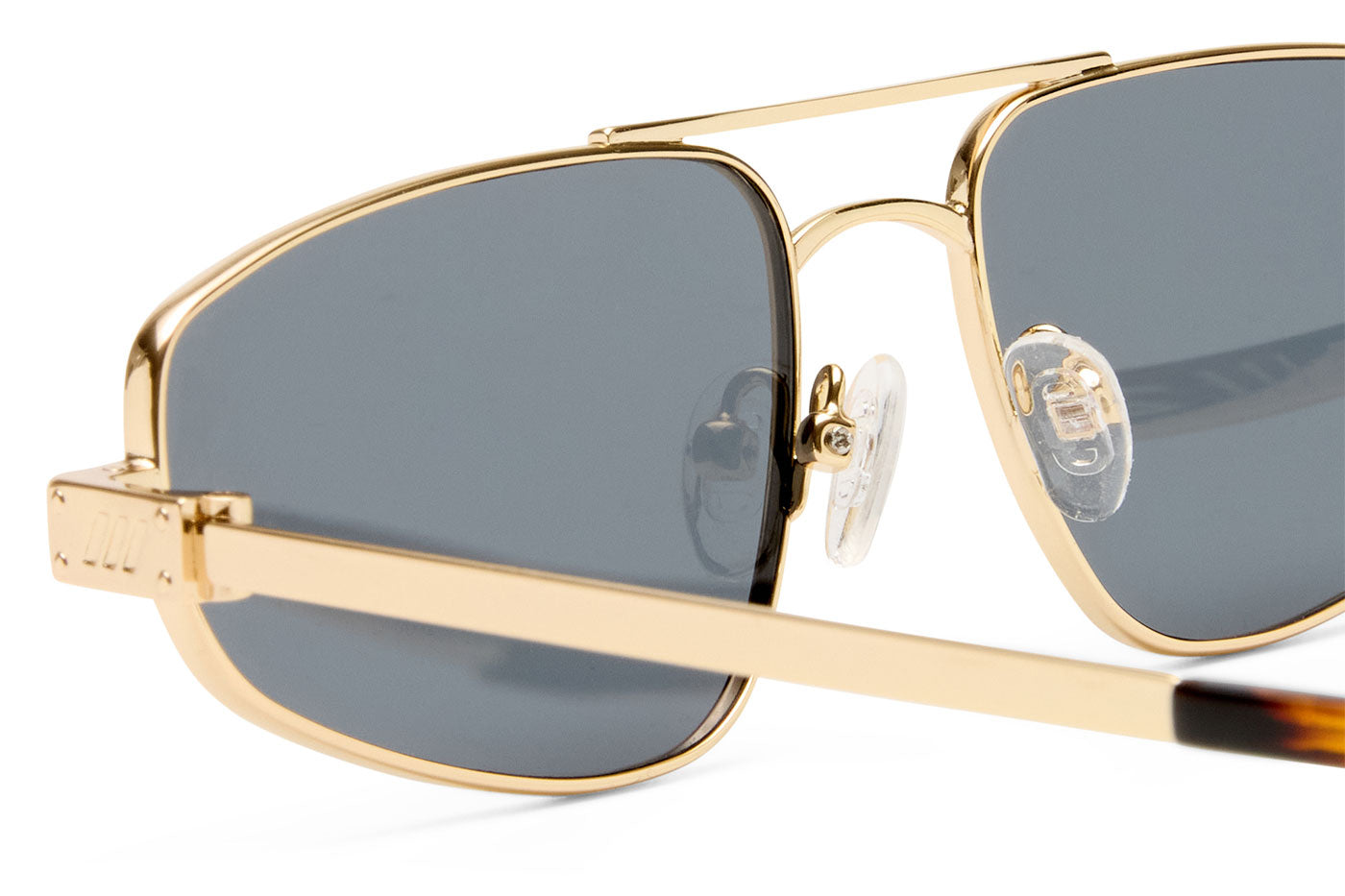 Le Specs Treasure Sunglasses - Gold / Smoke Mono